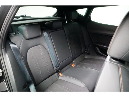 CUPRA Formentor 1.5 TSI 204PK e-Hybrid Phev | STUURVERW. | CAMERA | NAVIGATIE | 18 INCH | APP. CONNECT | ADAPT. C... ActivLease financial lease