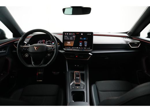 CUPRA Formentor 1.5 TSI 204PK e-Hybrid Phev | STUURVERW. | CAMERA | NAVIGATIE | 18 INCH | APP. CONNECT | ADAPT. C... ActivLease financial lease