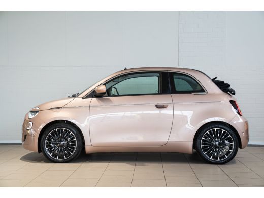 Fiat 500C La Prima 42 kWh | Stoelverwarming | Camera | Navigatie | Parkeersensoren | Keyless Entry & Start ... ActivLease financial lease