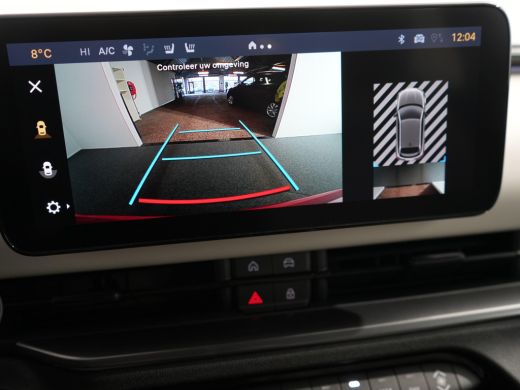 Fiat 600e La Prima | 10,25" touchscreen radio met Bluetooth, DAB & USB | Adaptive Cruise Control met Traffi... ActivLease financial lease