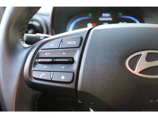 Hyundai i10 1.0 Comfort | Cruise control | DAB | Airco | Boordcomputer | Achterbank in delen neerklapbaar | A... ActivLease financial lease