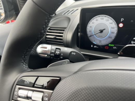 Hyundai Inster Evolve 49 kWh | Rijklaarprijs! | Winter pakket | Apple CarPlay/Android Auto | Cruise Control | 17... ActivLease financial lease