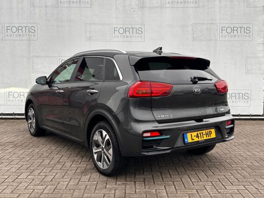 Kia e-Niro ExecutiveLine 64 kWh NL-AUTO | LEDER | PANODAK | 3 FASE ActivLease financial lease