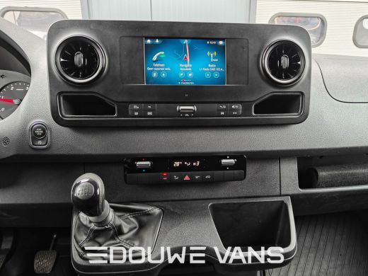 Mercedes-Benz Sprinter L2H2 317 MBUX 360 Camera Navigatie Apple Carplay Stoelverwarming ActivLease financial lease