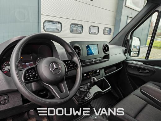 Mercedes-Benz Sprinter L2H2 317 MBUX 360 Camera Navigatie Apple Carplay Stoelverwarming ActivLease financial lease