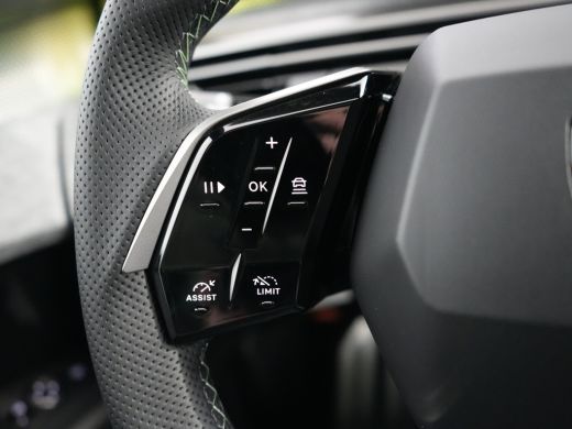 Peugeot e-3008 Launch Edition | Advanced Active Safety Brake met camera en radar (Pack Safety Plus) | Climate Co... ActivLease financial lease