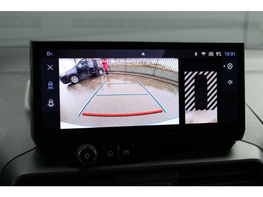 Peugeot e-Partner 136 L2 50 kWh | Automaat | Navigatie | Camera | Long | Lichtmetaal | 3-Zits | BTW | Stoelverwarmi... ActivLease financial lease