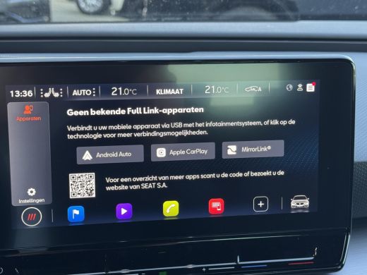 Seat Leon Sportstourer 1.0 TSI FR Business Intense NL-AUTO | CAMERA | STOEL/STUUR VERWARMING ActivLease financial lease