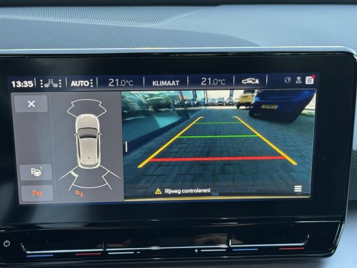 Seat Leon Sportstourer 1.0 TSI FR Business Intense NL-AUTO | CAMERA | STOEL/STUUR VERWARMING ActivLease financial lease