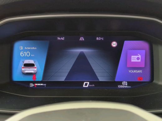 Seat Leon Sportstourer 1.0 TSI FR Business Intense NL-AUTO | CAMERA | STOEL/STUUR VERWARMING ActivLease financial lease