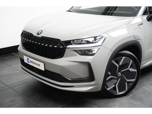 Skoda Kodiaq 1.5 TSI PHEV 204 pk Sportline 6-DSG | Elektrische geheugen stoelen | Stoel/stuur verwarming | Ach... ActivLease financial lease