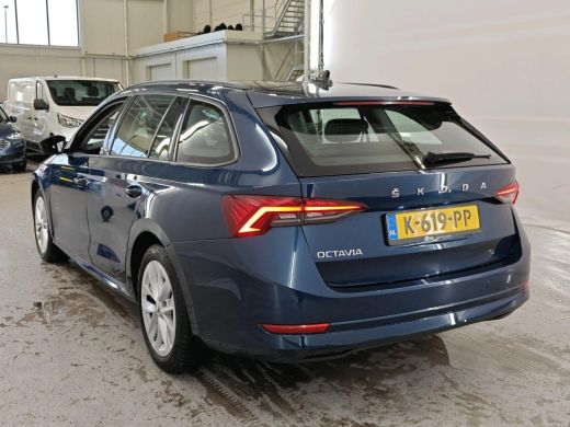 Skoda Octavia Combi 1.0 TSI Business Edition NL-AUTO | SFEER VERLICHTING | ActivLease financial lease