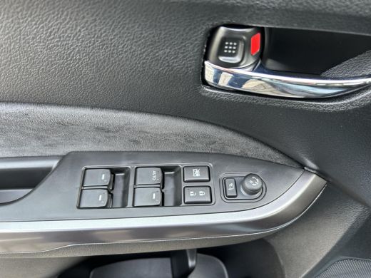 Suzuki Vitara 1.4 Boosterjet Smart Hybrid Style ActivLease financial lease