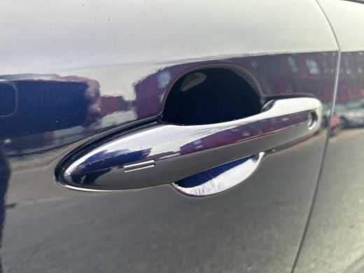 Toyota Corolla Touring Sports Hybrid 140 Dynamic ActivLease financial lease