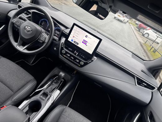 Toyota Corolla Touring Sports Hybrid 140 Dynamic ActivLease financial lease