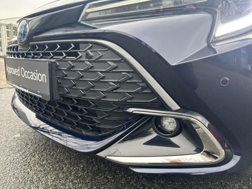 Toyota Corolla Touring Sports Hybrid 140 Dynamic ActivLease financial lease