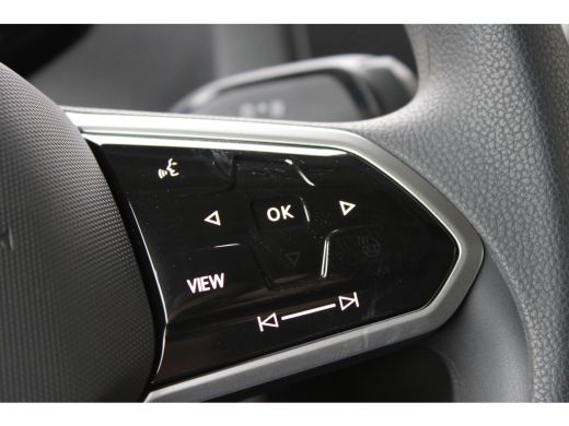 Volkswagen ID. Buzz Cargo Cargo 79 kWh &euro;9.000 VOORDEEL | 286 pk | Trekhaak | Achterdeuren | Bijrijdersbank | Stoelverwarmin... ActivLease financial lease