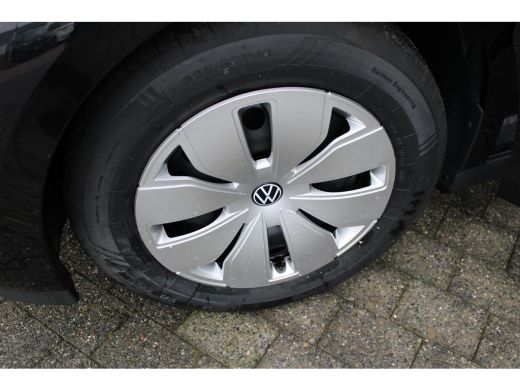 Volkswagen ID. Buzz Cargo Cargo 79 kWh &euro;9.000 VOORDEEL | 286 pk | Trekhaak | Achterdeuren | Bijrijdersbank | Stoelverwarmin... ActivLease financial lease