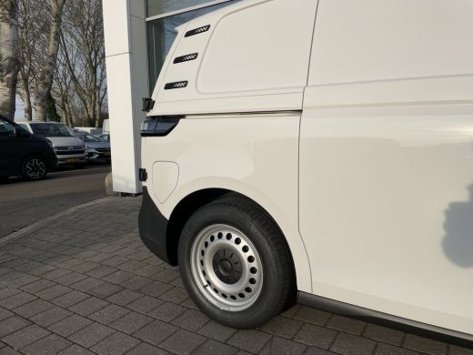Volkswagen ID. Buzz Cargo Cargo Economy Business 286PK RWD | Trekhaak | Achterdeuren | Achteruitrijcamera | app connect ActivLease financial lease