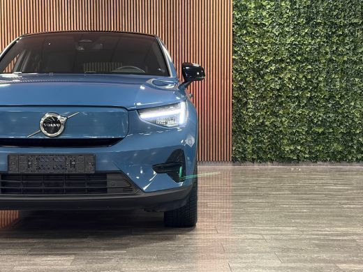 Volvo  C40 Recharge Plus 69 kWh Trekhaak | All Season banden | Adaptieve Cruise Control | Stoel en Stuurwiel... ActivLease financial lease