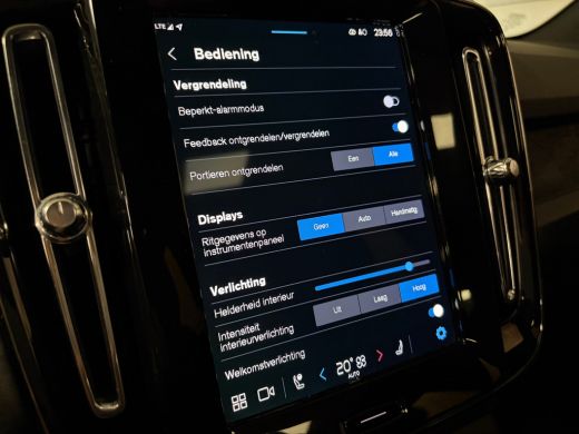 Volvo  C40 Recharge Plus 69 kWh Trekhaak | All Season banden | Adaptieve Cruise Control | Stoel en Stuurwiel... ActivLease financial lease