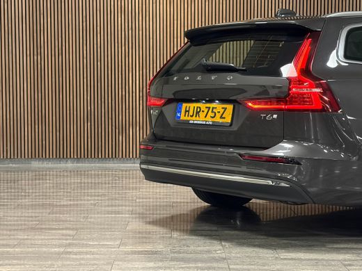 Volvo  V60 T6 AWD Recharge Essential T6 AWD Recharge Essential | Trekhaak | All Season banden | Lederen bekl... ActivLease financial lease