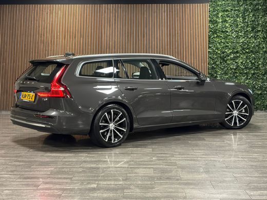 Volvo  V60 T6 AWD Recharge Essential T6 AWD Recharge Essential | Trekhaak | All Season banden | Lederen bekl... ActivLease financial lease