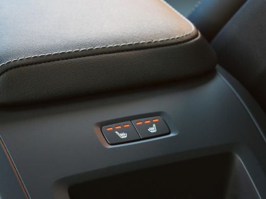 Volvo  XC60 2.0 T6 Plug-in hybrid AWD R-Design ActivLease financial lease