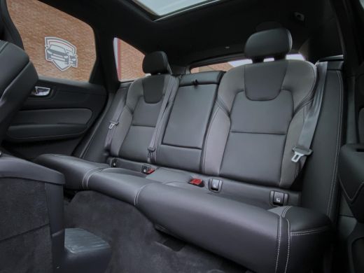 Volvo  XC60 2.0 T6 Plug-in hybrid AWD R-Design ActivLease financial lease