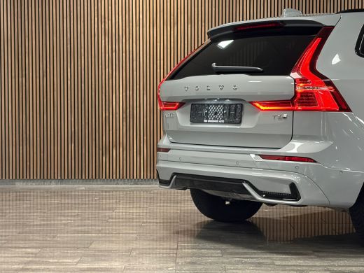 Volvo  XC60 T6 AWD Recharge Plus Dark 360&deg; Camera | Harman Kardon | All Season Banden | Adaptieve Cruise Cont... ActivLease financial lease