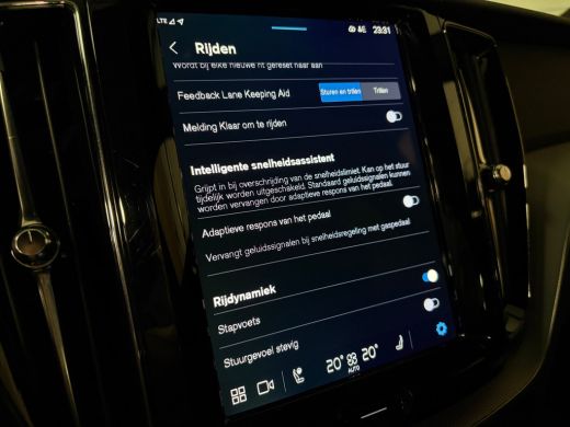 Volvo  XC60 T6 AWD Recharge Plus Dark 360&deg; Camera | Harman Kardon | All Season Banden | Adaptieve Cruise Cont... ActivLease financial lease