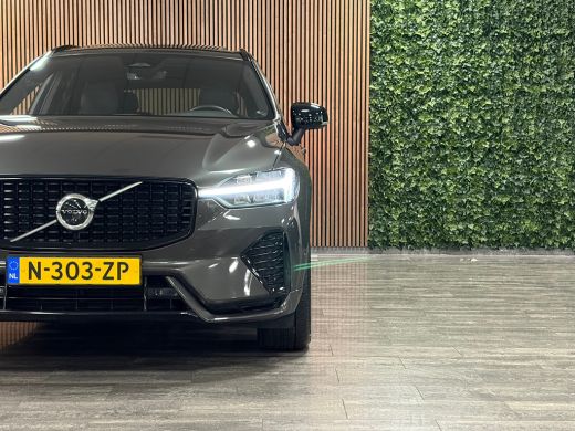 Volvo  XC60 T6 AWD Recharge R-Design Uniek! Pine Grey &eacute;n Facelift | Luchtvering | Trekhaak | 360&deg; Camera | St... ActivLease financial lease