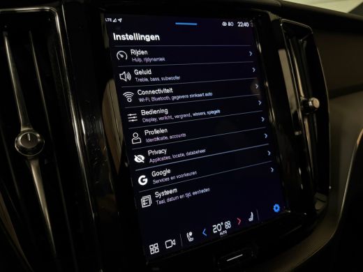 Volvo  XC60 T6 AWD Recharge R-Design Uniek! Pine Grey &eacute;n Facelift | Luchtvering | Trekhaak | 360&deg; Camera | St... ActivLease financial lease