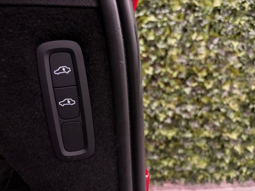 Volvo  XC90 T8 AWD Recharge Ultra Ultimate Bright Luchtvering | Bowers & Wilkins | 360&deg; Camera | Head-Up Disp... ActivLease financial lease