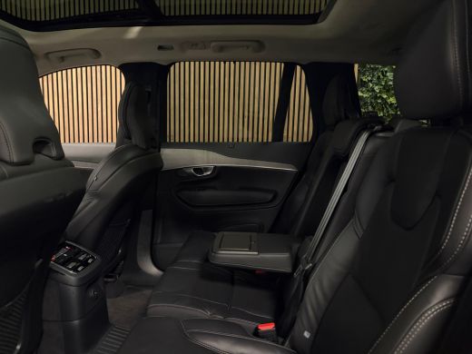 Volvo  XC90 T8 AWD Recharge Ultra Ultimate Bright Luchtvering | Trekhaak | Stoelventilatie | 360&deg; Camera | He... ActivLease financial lease