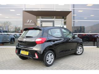 Hyundai i10 1.0 Comfort | Cruise control | DAB | Airco | Boordcomputer | Achterbank in delen neerklapbaar | A...