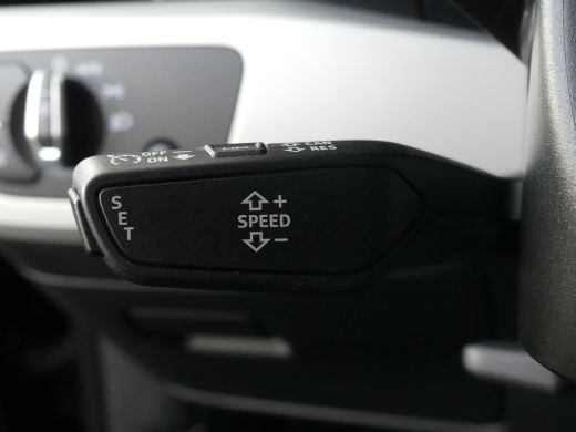 Audi A4 Avant 35 TFSI Advanced Edition | CAMERA | STOELVERWARMING | ELEKTRISCHE ACHTERKLEP | PARKEERSENSO... ActivLease financial lease