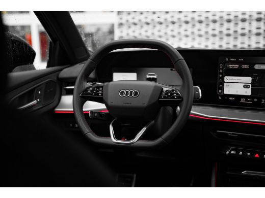 Audi Q3 1.5 272pk e-hybrid S edition | Panoramadak | Techniekpakket pro | MMI Pro | Matrix | ActivLease financial lease