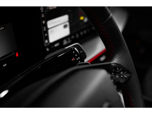 Audi Q3 1.5 272pk e-hybrid S edition | Panoramadak | Techniekpakket pro | MMI Pro | Matrix | ActivLease financial lease