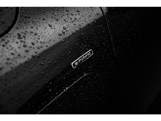 Audi Q3 1.5 272pk e-hybrid S edition | Panoramadak | Techniekpakket pro | MMI Pro | Matrix | ActivLease financial lease