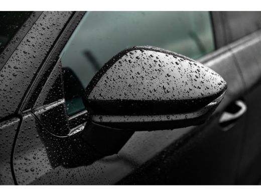 Audi Q3 1.5 272pk e-hybrid S edition | Panoramadak | Techniekpakket pro | MMI Pro | Matrix | ActivLease financial lease