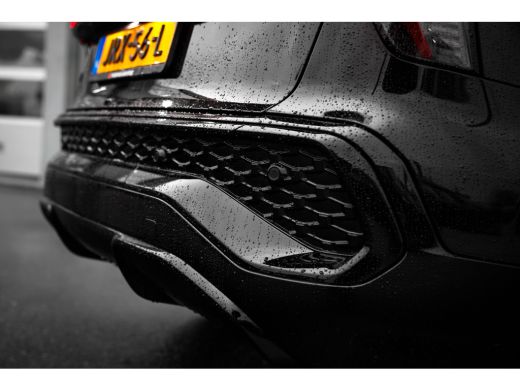 Audi Q3 1.5 272pk e-hybrid S edition | Panoramadak | Techniekpakket pro | MMI Pro | Matrix | ActivLease financial lease