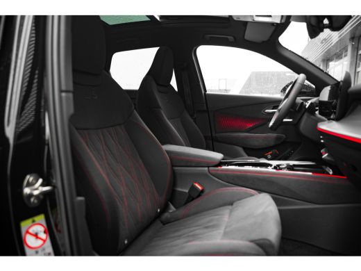 Audi Q3 1.5 272pk e-hybrid S edition | Panoramadak | Techniekpakket pro | MMI Pro | Matrix | ActivLease financial lease