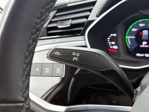 Audi Q3 45 TFSI e Edition CARPLAY | EL-ACHTERKLEP | AD-CRUISE ActivLease financial lease