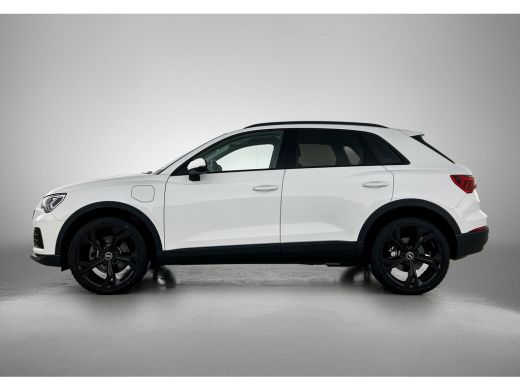 Audi Q3 45 TFSI e Edition CARPLAY | EL-ACHTERKLEP | AD-CRUISE ActivLease financial lease