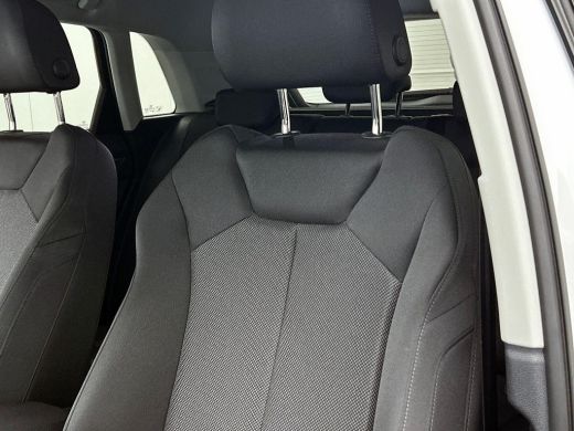 Audi Q3 45 TFSI e Edition CARPLAY | EL-ACHTERKLEP | AD-CRUISE ActivLease financial lease