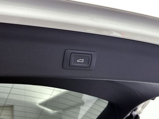 Audi Q3 45 TFSI e Edition CARPLAY | EL-ACHTERKLEP | AD-CRUISE ActivLease financial lease