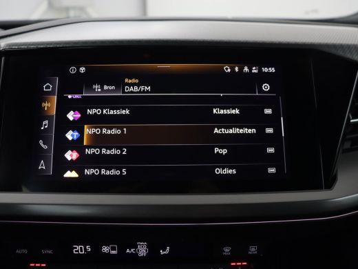 Audi Q4 e-tron 40 Launch edition Advanced 77 kWh | Warmtepomp | Adaptive cruise | Trekhaak | Camera | Stoelverwa... ActivLease financial lease