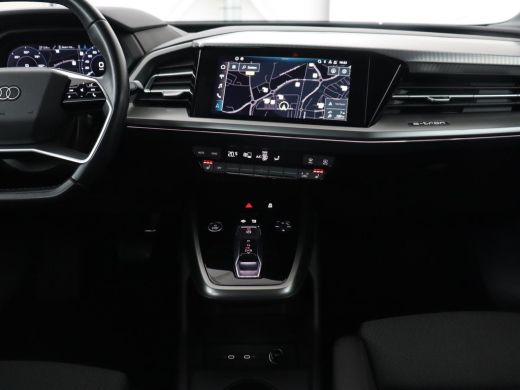 Audi Q4 e-tron 40 Launch edition Advanced 77 kWh | Warmtepomp | Adaptive cruise | Trekhaak | Camera | Stoelverwa... ActivLease financial lease