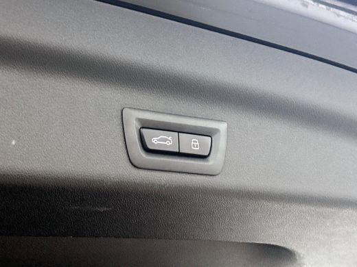 BMW X1 sDrive18i M-SPORT | SHADOW-LINE | CARPLAY | CAMERA ActivLease financial lease